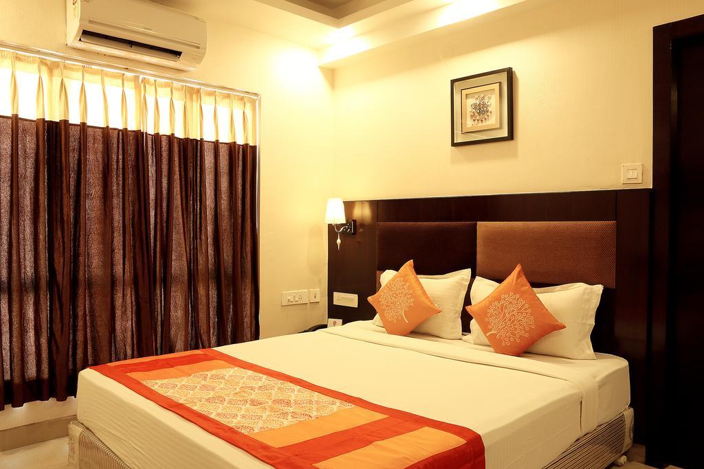 The Circle Club Inn Calcutta Buitenkant foto