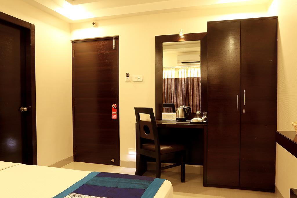 The Circle Club Inn Calcutta Buitenkant foto